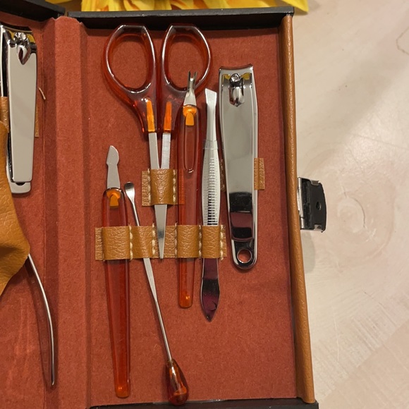 10 piece Nail Grooming Kit - Picture 2 of 5